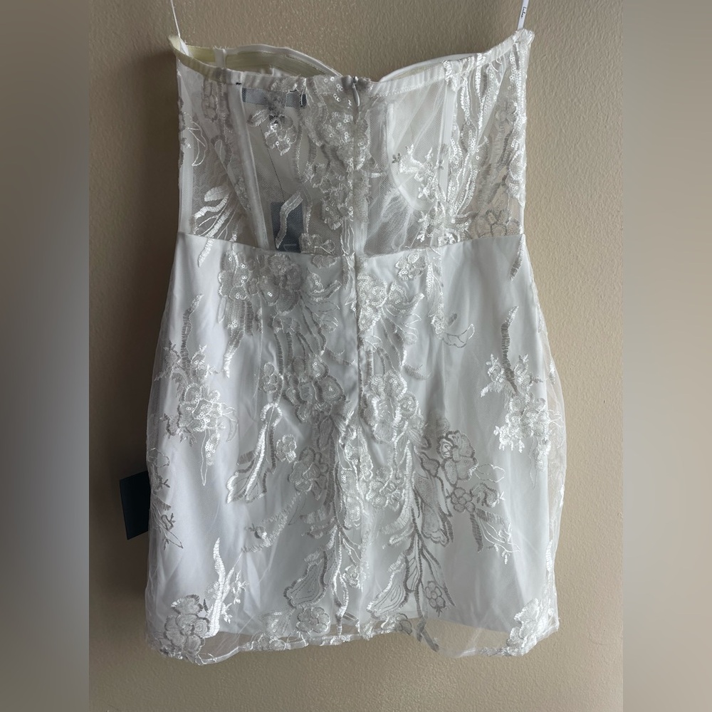 New Lulus Unreal Date White Sequin Embroidered Strapless Mini Dress Size Large - Picture 9 of 13